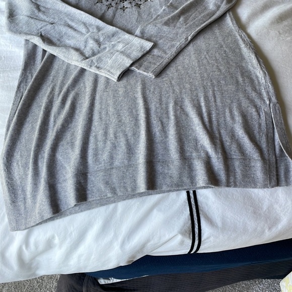 Flash sale today Tory Burch light weight crystal sweater - Picture 6 of 7